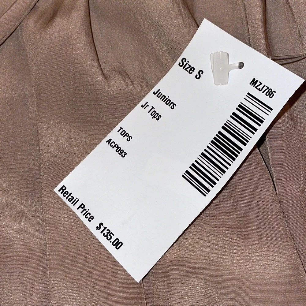 NWT.  Lola & Sophie Junior size Small. - Picture 5 of 7